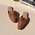 mocassin femme luxe, mocassins maroc, mocassins femme cuir , mocassin lora piana, mocassins casablanca, mocassin pour femme tendance,derbies femme, derbies femme maroc, derbies femme tamaris, derbies femme jonak,ballerine femme , ballerine femme confortable, ballerine tendance, ballerine chanel,
