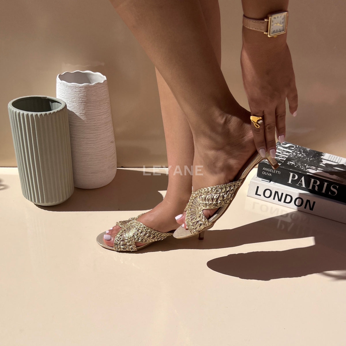 escarpin femme maroc,escarpin maroc online, escarpin femme luxe, escarpins femme demi talon,chaussures femmes, aldo; chaussures maroc, sandale talon, chaussures zara, keyza, eram, basket femme, couleur ,tendance,talon ,confortable,tendance,mi-talons,chanel,style,talon femme luxe, talon femme,talon femme maroc, slingback, slingback maroc, slingback chanel,slingback shoes, escarpins slingback, slingback jonak, slingback femme,babies femme
