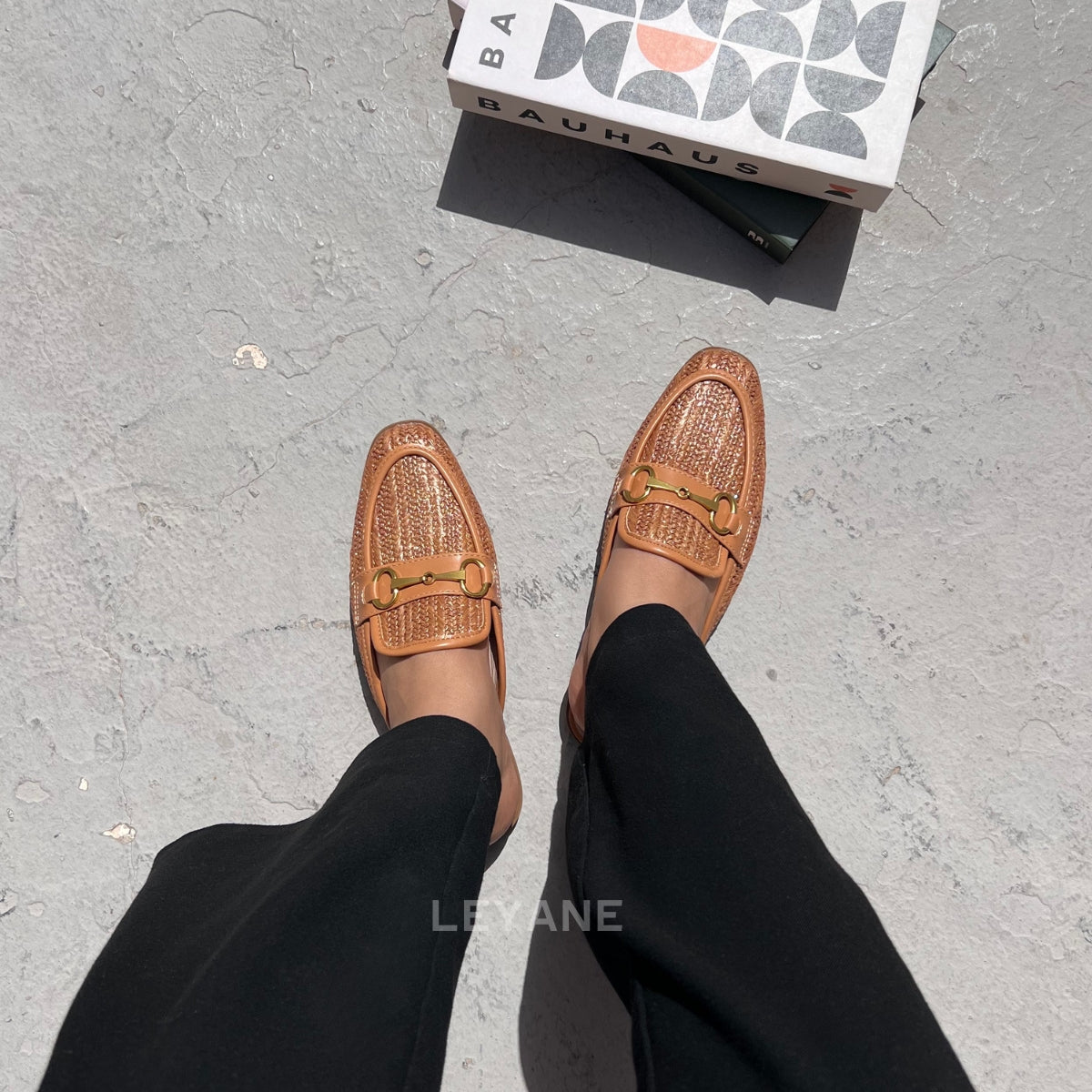 mocassin femme luxe, mocassins maroc, mocassins femme cuir , mocassin lora piana, mocassins casablanca, mocassin pour femme tendance,derbies femme, derbies femme maroc, derbies femme tamaris, derbies femme jonak,ballerine femme , ballerine femme confortable, ballerine tendance, ballerine chanel,
