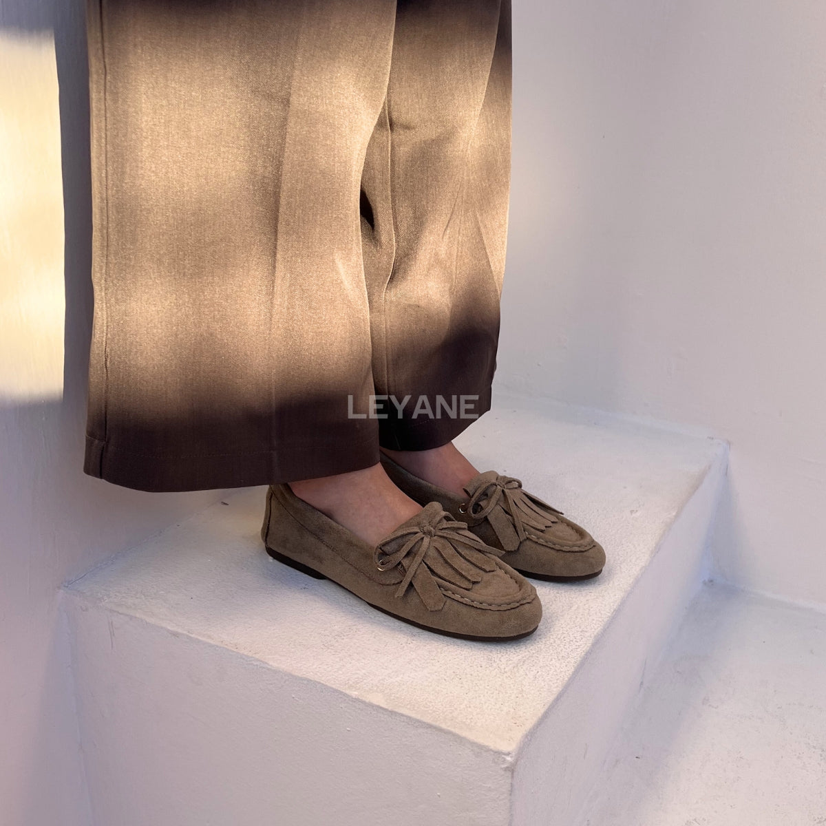 mocassin femme luxe, mocassins maroc, mocassins femme cuir , mocassin lora piana, mocassins casablanca, mocassin pour femme tendance,derbies femme, derbies femme maroc, derbies femme tamaris, derbies femme jonak,ballerine femme , ballerine femme confortable, ballerine tendance, ballerine chanel
