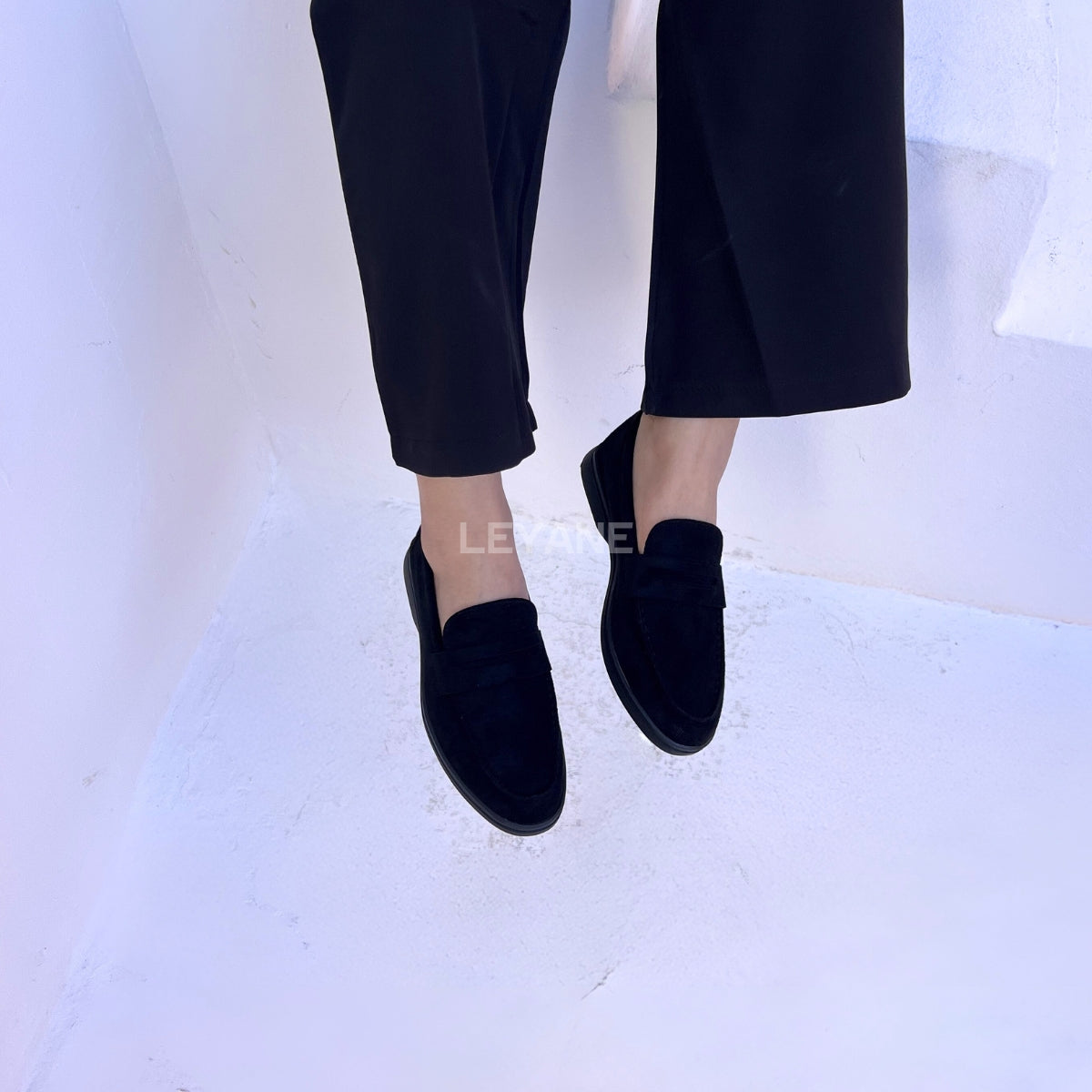 mocassin femme luxe, mocassins maroc, mocassins femme cuir , mocassin lora piana, mocassins casablanca, mocassin pour femme tendance,derbies femme, derbies femme maroc, derbies femme tamaris, derbies femme jonak,ballerine femme , ballerine femme confortable, ballerine tendance, ballerine chanel
