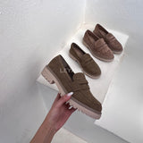 mocassin femme luxe, mocassins maroc, mocassins femme cuir , mocassin lora piana, mocassins casablanca, mocassin pour femme tendance,derbies femme, derbies femme maroc, derbies femme tamaris, derbies femme jonak,ballerine femme , ballerine femme confortable, ballerine tendance, ballerine chanel
