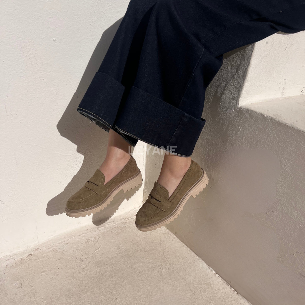 mocassin femme luxe, mocassins maroc, mocassins femme cuir , mocassin lora piana, mocassins casablanca, mocassin pour femme tendance,derbies femme, derbies femme maroc, derbies femme tamaris, derbies femme jonak,ballerine femme , ballerine femme confortable, ballerine tendance, ballerine chanel
