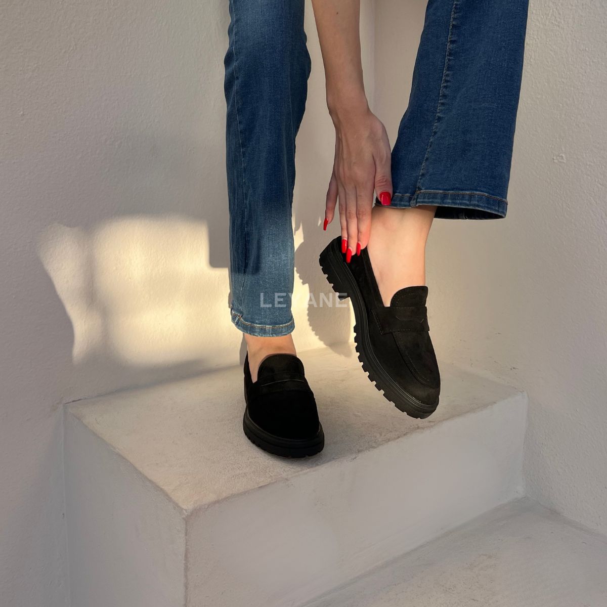 mocassin femme luxe, mocassins maroc, mocassins femme cuir , mocassin lora piana, mocassins casablanca, mocassin pour femme tendance,derbies femme, derbies femme maroc, derbies femme tamaris, derbies femme jonak,ballerine femme , ballerine femme confortable, ballerine tendance, ballerine chanel,
