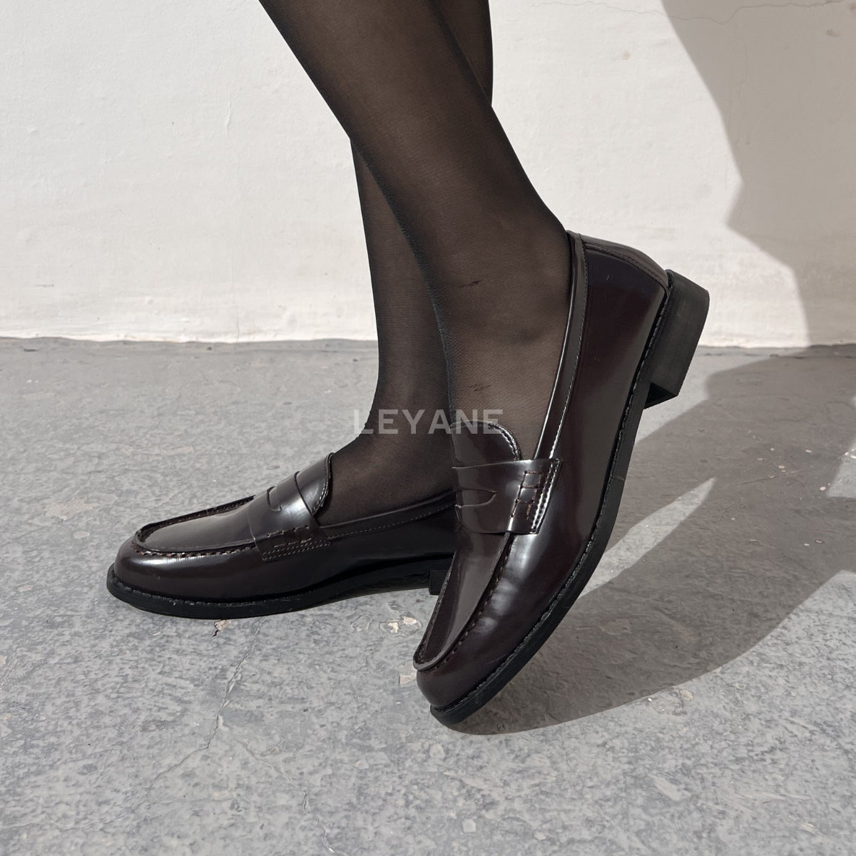 mocassin femme luxe, mocassins maroc, mocassins femme cuir , mocassin lora piana, mocassins casablanca, mocassin pour femme tendance,derbies femme, derbies femme maroc, derbies femme tamaris, derbies femme jonak,ballerine femme , ballerine femme confortable, ballerine tendance, ballerine chanel

