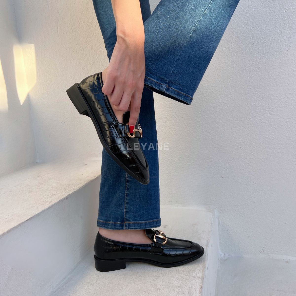 mocassin femme luxe, mocassins maroc, mocassins femme cuir , mocassin lora piana, mocassins casablanca, mocassin pour femme tendance,derbies femme, derbies femme maroc, derbies femme tamaris, derbies femme jonak,ballerine femme , ballerine femme confortable, ballerine tendance, ballerine chanel,
