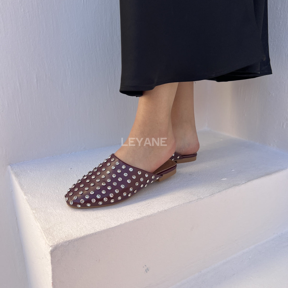 sandale plate, sandale maroc , sandale chunky, chaussures maroc, sandale femme, sandale zara, sandale été, sandals confortables, mules en daim, mules en crochets, mules maroc, mules femmes, mules tendance, sandale et mule, sabots femme
