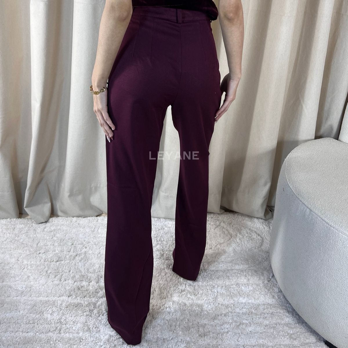  pantalon, pantalon femme, pantalon femme maroc, pantalon leyane, pantalon fluide, pantalon wide fit, pantalon classe femme, pantalon en ligne, pantalon femme en ligne, pantalon taille haute, pantalon wide fit, pantalon costume femme
