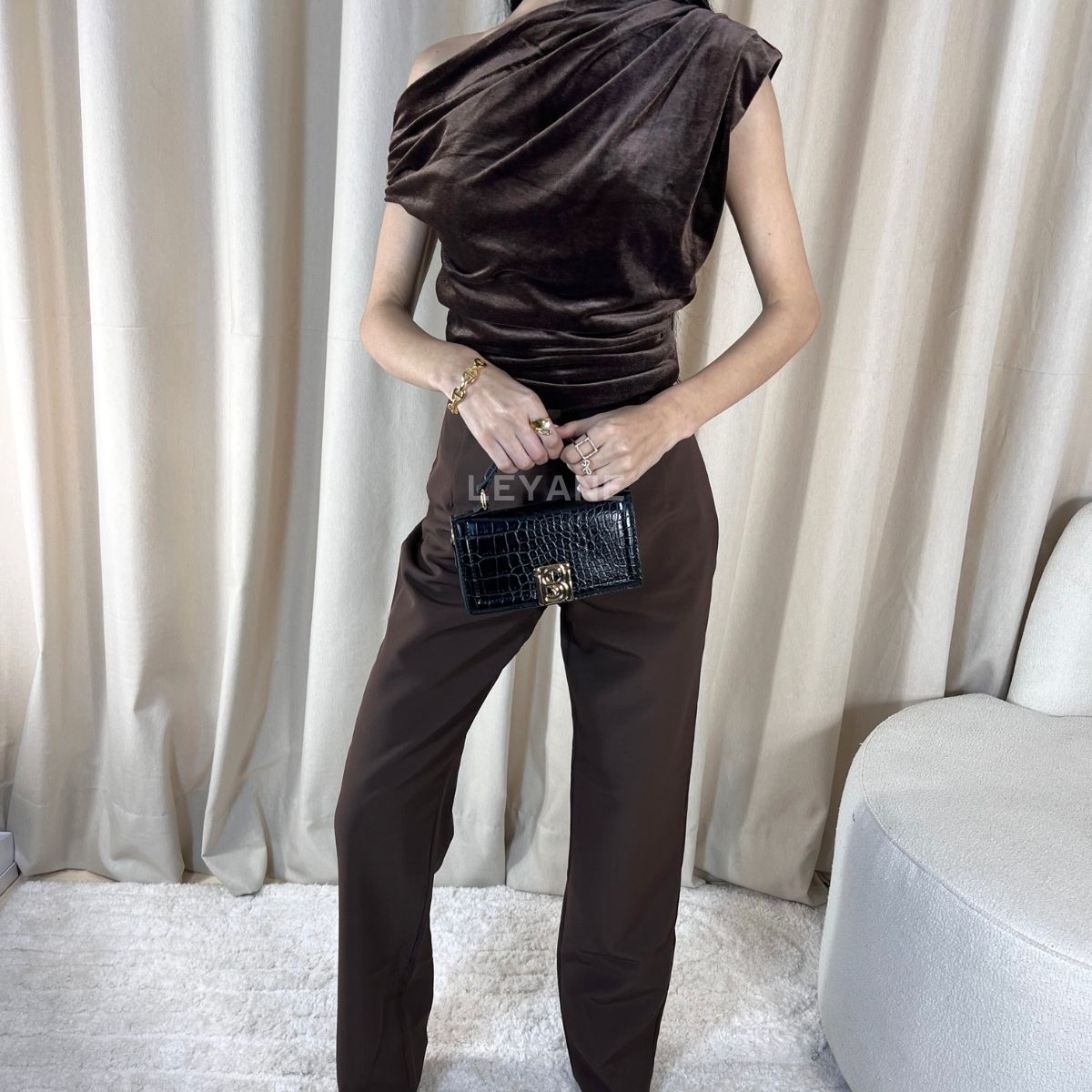  pantalon, pantalon femme, pantalon femme maroc, pantalon leyane, pantalon fluide, pantalon wide fit, pantalon classe femme, pantalon en ligne, pantalon femme en ligne, pantalon taille haute, pantalon wide fit, pantalon costume femme
