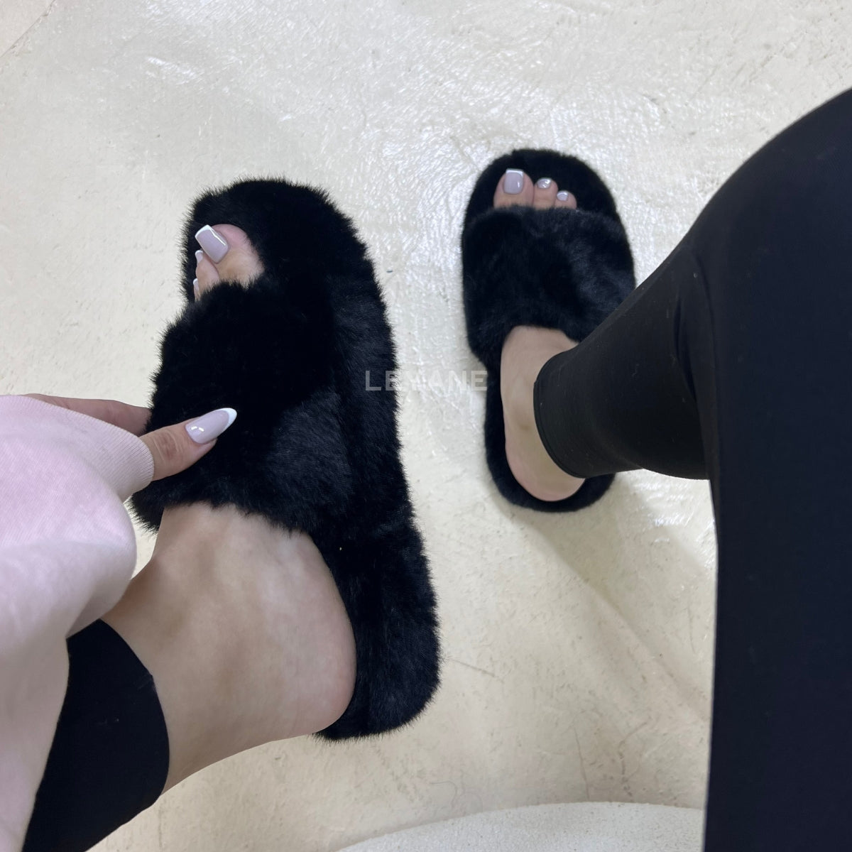 mule birkenstock, mule pour femmes, chaussures femmes maroc, chaussures en ligne pour femmes maroc, mule hiver, sabot, sabot birkenstock, sabot femmes maroc, sabot pour sortir, sabot casual,pantoufle femme 
