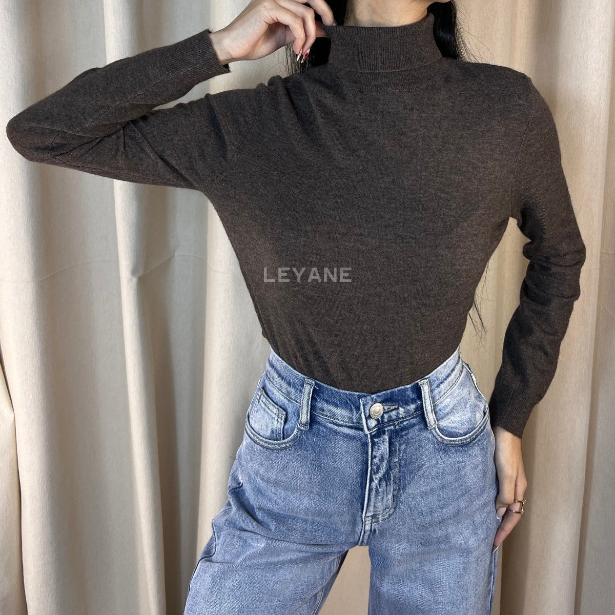 top, haut femme, pull femme maroc, pull col roulé, pull en ligne femme maroc, pull zara, pull mango, pull stradivarus, pull pour femme en ligne, pull chaud, pull extra doux femme
