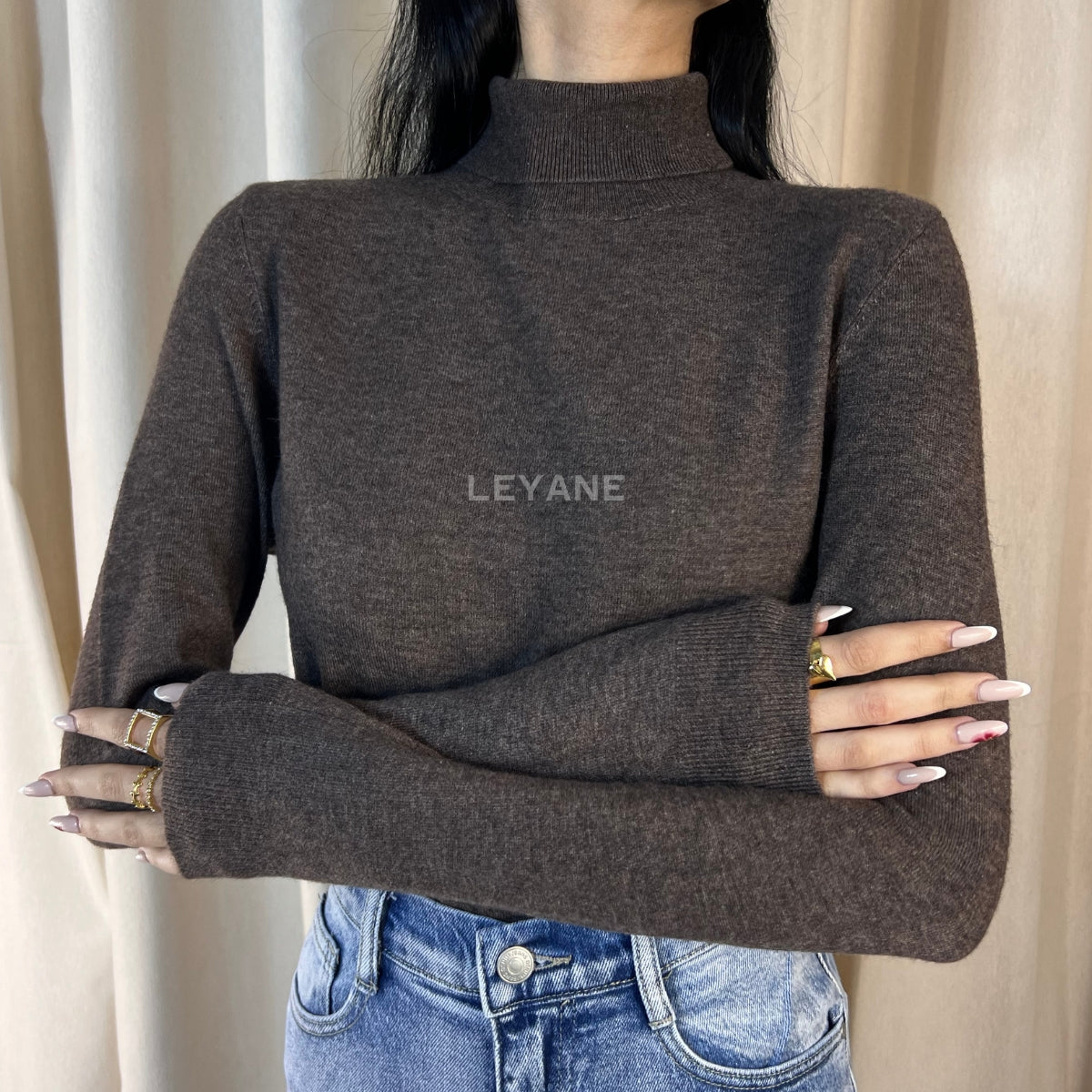 top, haut femme, pull femme maroc, pull col roulé, pull en ligne femme maroc, pull zara, pull mango, pull stradivarus, pull pour femme en ligne, pull chaud, pull extra doux femme
