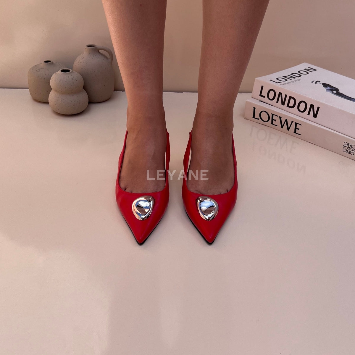 escarpin femme maroc,escarpin maroc online, escarpin femme luxe, escarpins femme demi talon,chaussures femmes, aldo; chaussures maroc, sandale talon, chaussures zara, keyza, eram, basket femme, couleur ,tendance,talon ,confortable,tendance,mi-talons,chanel,style,talon femme luxe, talon femme,talon femme maroc, slingback, slingback maroc, slingback chanel,slingback shoes, escarpins slingback, slingback jonak, slingback femme,babies femme
