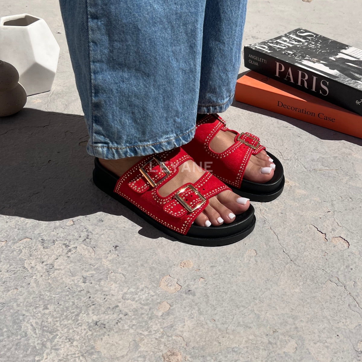 sandale plate, sandale maroc , sandale chunky, chaussures maroc, sandale femme, sandale zara, sandale été, sandals confortables, mules en daim, mules en crochets, mules maroc, mules femmes, mules tendance, sandale et mule, sabots femme
