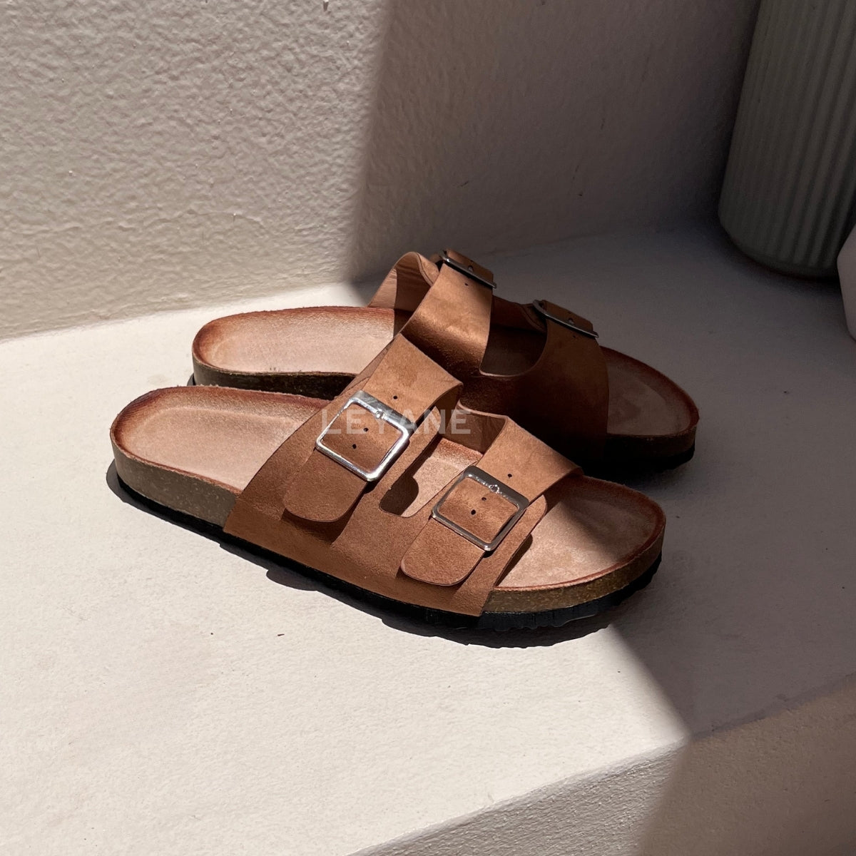 sandale plate, sandale maroc , sandale chunky, chaussures maroc, sandale femme, sandale zara, sandale été, sandals confortables, mules en daim, mules en crochets, mules maroc, mules femmes, mules tendance, sandale et mule, sabots femme
