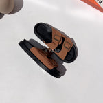 sandale plate, sandale maroc , sandale chunky, chaussures maroc, sandale femme, sandale zara, sandale été, sandals confortables, mules en daim, mules en crochets, mules maroc, mules femmes, mules tendance, sandale et mule, sabots femme

