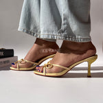 escarpin femme maroc,escarpin maroc online, escarpin femme luxe, escarpins femme demi talon,chaussures femmes, aldo; chaussures maroc, sandale talon, chaussures zara, keyza, eram, basket femme, couleur ,tendance,talon ,confortable,tendance,mi-talons,chanel,style,talon femme luxe, talon femme,talon femme maroc, slingback, slingback maroc, slingback chanel,slingback shoes, escarpins slingback, slingback jonak, slingback femme,babies femme
