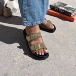 sandale plate, sandale maroc , sandale chunky, chaussures maroc, sandale femme, sandale zara, sandale été, sandals confortables, mules en daim, mules en crochets, mules maroc, mules femmes, mules tendance, sandale et mule, sabots femme
