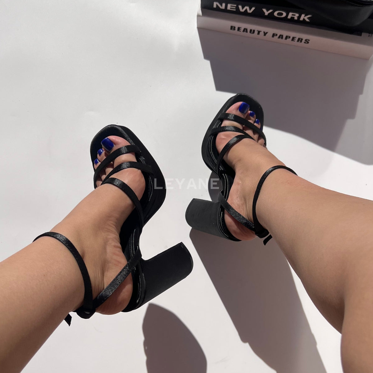 escarpin femme maroc,escarpin maroc online, escarpin femme luxe, escarpins femme demi talon,chaussures femmes, aldo; chaussures maroc, sandale talon, chaussures zara, keyza, eram, basket femme, couleur ,tendance,talon ,confortable,tendance,mi-talons,chanel,style,talon femme luxe, talon femme,talon femme maroc, slingback, slingback maroc, slingback chanel,slingback shoes, escarpins slingback, slingback jonak, slingback femme,babies femme
