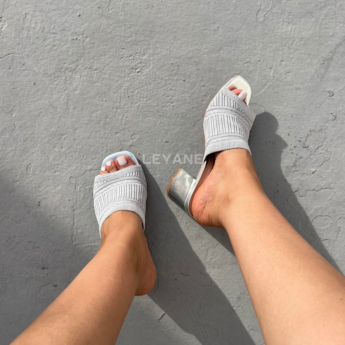 escarpin femme maroc,escarpin maroc online, escarpin femme luxe, escarpins femme demi talon,chaussures femmes, aldo; chaussures maroc, sandale talon, chaussures zara, keyza, eram, basket femme, couleur ,tendance,talon ,confortable,tendance,mi-talons,chanel,style,talon femme luxe, talon femme,talon femme maroc, slingback, slingback maroc, slingback chanel,slingback shoes, escarpins slingback, slingback jonak, slingback femme,babies femme
