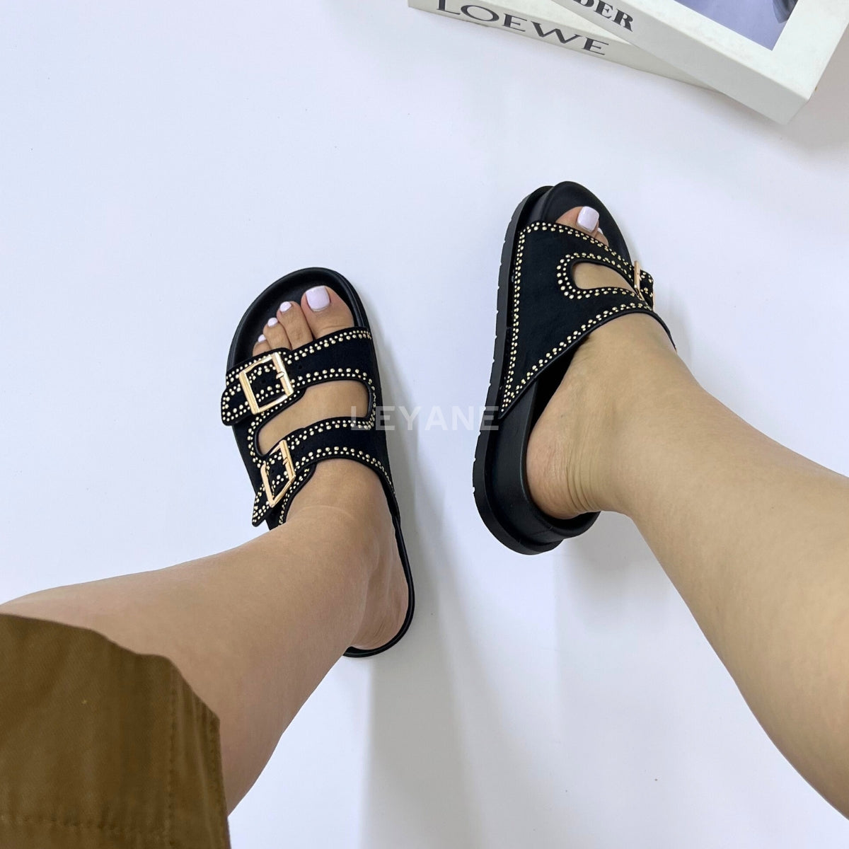 sandale plate, sandale maroc , sandale chunky, chaussures maroc, sandale femme, sandale zara, sandale été, sandals confortables, mules en daim, mules en crochets, mules maroc, mules femmes, mules tendance, sandale et mule, sabots femme
