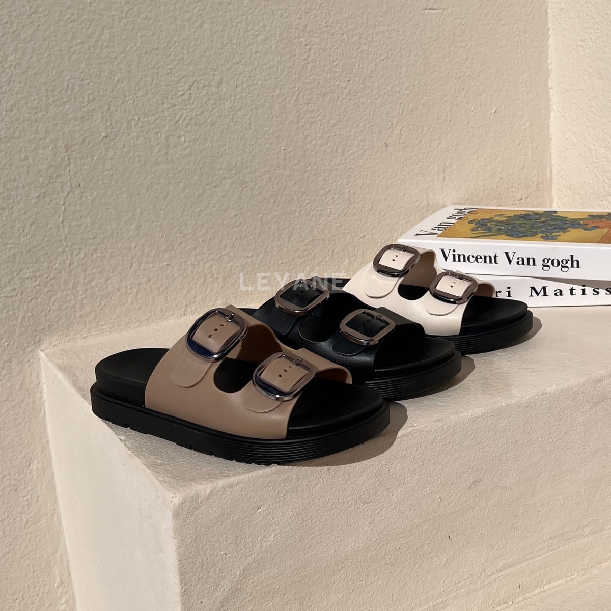 escarpin femme maroc,escarpin maroc online, escarpin femme luxe, escarpins femme demi talon,chaussures femmes, aldo; chaussures maroc, sandale talon, chaussures zara, keyza, eram, basket femme, couleur ,tendance,talon ,confortable,tendance,mi-talons,chanel,style,talon femme luxe, talon femme,talon femme maroc, slingback, slingback maroc, slingback chanel,slingback shoes, escarpins slingback, slingback jonak, slingback femme,babies femme
