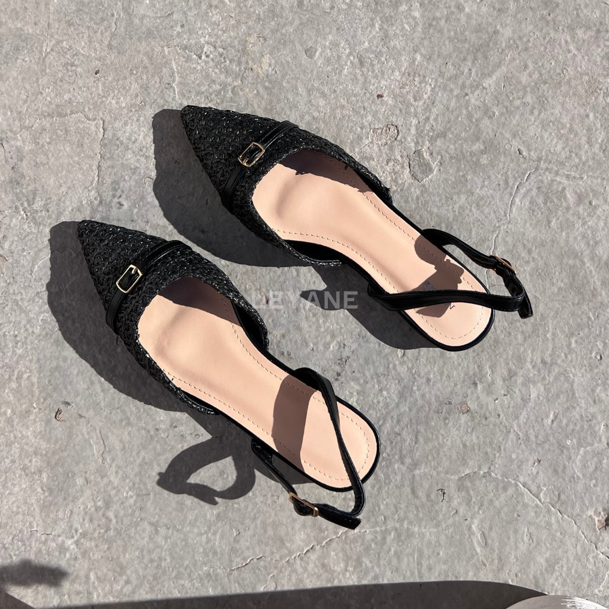 mocassin femme luxe, mocassins maroc, mocassins femme cuir , mocassin lora piana, mocassins casablanca, mocassin pour femme tendance,derbies femme, derbies femme maroc, derbies femme tamaris, derbies femme jonak,ballerine femme , ballerine femme confortable, ballerine tendance, ballerine chanel,
