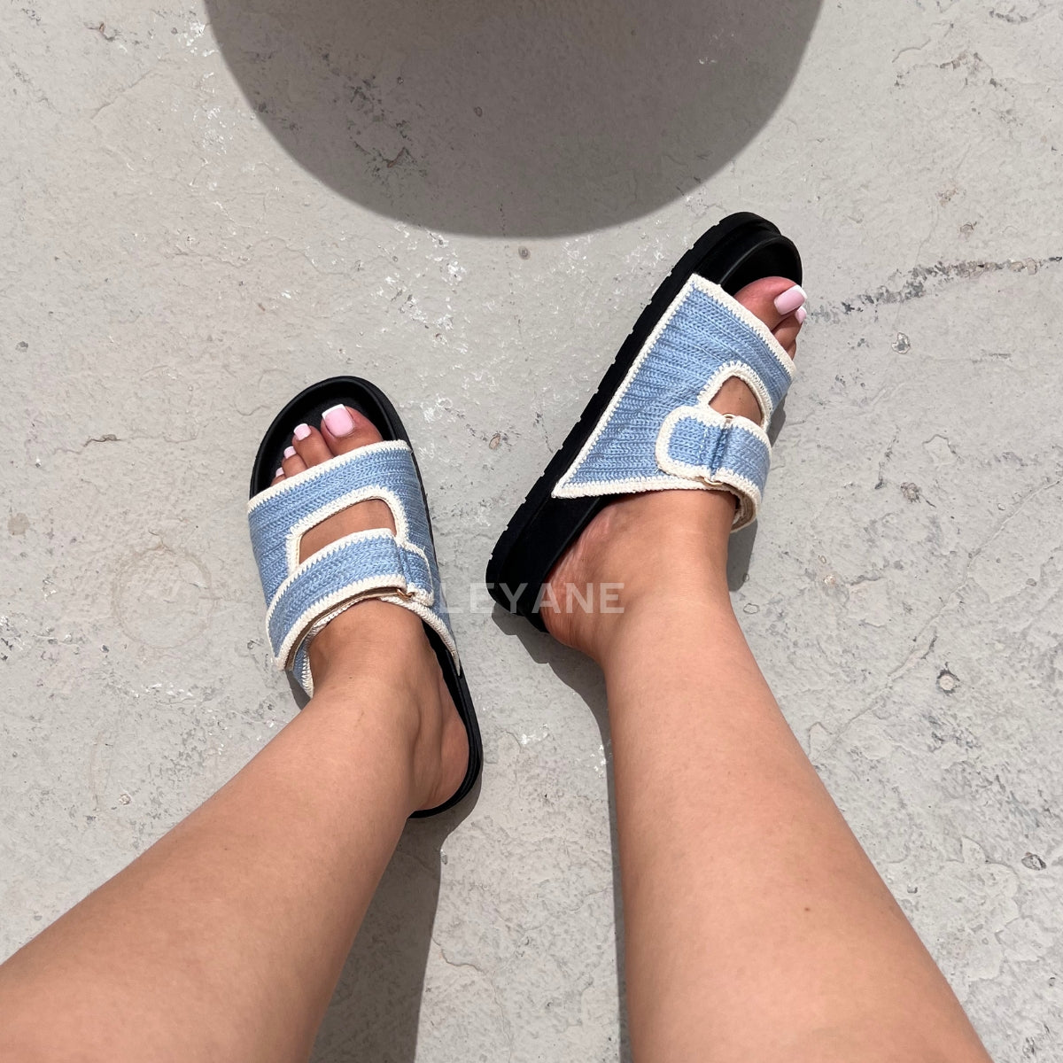 escarpin femme maroc,escarpin maroc online, escarpin femme luxe, escarpins femme demi talon,chaussures femmes, aldo; chaussures maroc, sandale talon, chaussures zara, keyza, eram, basket femme, couleur ,tendance,talon ,confortable,tendance,mi-talons,chanel,style,talon femme luxe, talon femme,talon femme maroc, slingback, slingback maroc, slingback chanel,slingback shoes, escarpins slingback, slingback jonak, slingback femme,babies femme
