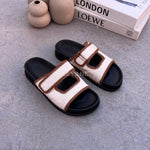 sandale plate, sandale maroc , sandale chunky, chaussures maroc, sandale femme, sandale zara, sandale été, sandals confortables, mules en daim, mules en crochets, mules maroc, mules femmes, mules tendance, sandale et mule, sabots femme
