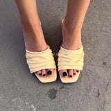 sandale plate, sandale maroc , sandale chunky, chaussures maroc, sandale femme, sandale zara, sandale été, sandals confortables, mules en daim, mules en crochets, mules maroc, mules femmes, mules tendance, sandale et mule, sabots femme
