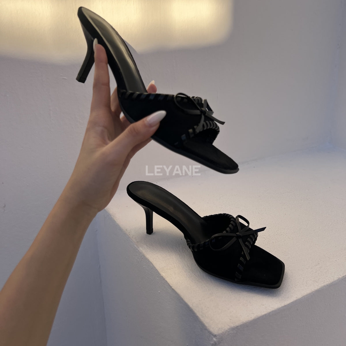 sandale talon, sandale talon maroc, sandale talon chunky, chaussures talon maroc, sandale talon femme, sandale talon style zara, sandale talon été, sandales talon confortables, mules à talon en daim, mules à talon en crochet, mules talon maroc, mules talon femme, mules talon tendance, sandale et mule à talon, sabots à talon femme
