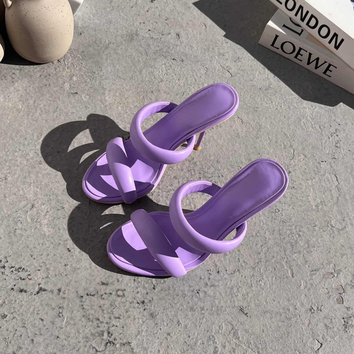 escarpin femme maroc,escarpin maroc online, escarpin femme luxe, escarpins femme demi talon,chaussures femmes, aldo; chaussures maroc, sandale talon, chaussures zara, keyza, eram, basket femme, couleur ,tendance,talon ,confortable,tendance,mi-talons,chanel,style,talon femme luxe, talon femme,talon femme maroc, slingback, slingback maroc, slingback chanel,slingback shoes, escarpins slingback, slingback jonak, slingback femme,babies femme
