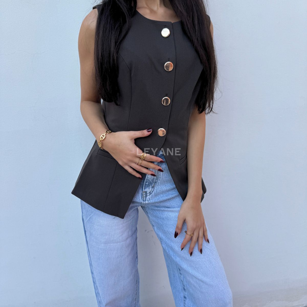 top femme, top soirée, top à sequins, top dos nu, top événement, top habillé, top chic, top élégant, top tendance, top en ligne, top noir, top marron, top brillant, top glamour, top court, top long, top ajusté, top moderne, top fashion, top party, top femme maroc, top maroc, top leyane, top leyane maroc, top marrakech, top casablanca, top rabat, top fes, top tanger, top agadir, outfit femme, outfit soirée, outfit chic, outfit for a date, ootd
