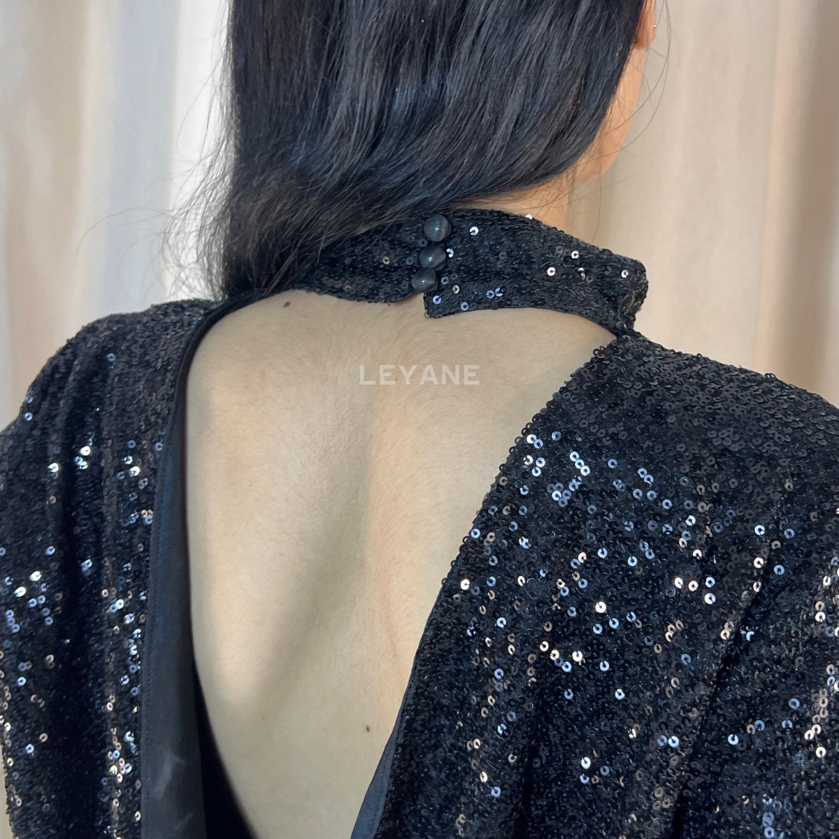 top femme, top soirée, top à sequins, top dos nu, top événement, top habillé, top chic, top élégant, top tendance, top en ligne, top noir, top marron, top brillant, top glamour, top court, top long, top ajusté, top moderne, top fashion, top party, top femme maroc, top maroc, top leyane, top leyane maroc, top marrakech, top casablanca, top rabat, top fes, top tanger, top agadir, outfit femme, outfit soirée, outfit chic, outfit for a date, ootd
 
