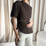 :top femme, top soirée, top à sequins, top dos nu, top événement, top habillé, top chic, top élégant, top tendance, top en ligne, top noir, top marron, top brillant, top glamour, top court, top long, top ajusté, top moderne, top fashion, top party, top femme maroc, top maroc, top leyane, top leyane maroc, top marrakech, top casablanca, top rabat, top fes, top tanger, top agadir, outfit femme, outfit soirée, outfit chic, outfit for a date, ootd
