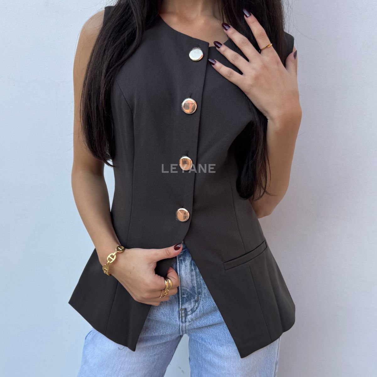 top femme, top soirée, top à sequins, top dos nu, top événement, top habillé, top chic, top élégant, top tendance, top en ligne, top noir, top marron, top brillant, top glamour, top court, top long, top ajusté, top moderne, top fashion, top party, top femme maroc, top maroc, top leyane, top leyane maroc, top marrakech, top casablanca, top rabat, top fes, top tanger, top agadir, outfit femme, outfit soirée, outfit chic, outfit for a date, ootd
