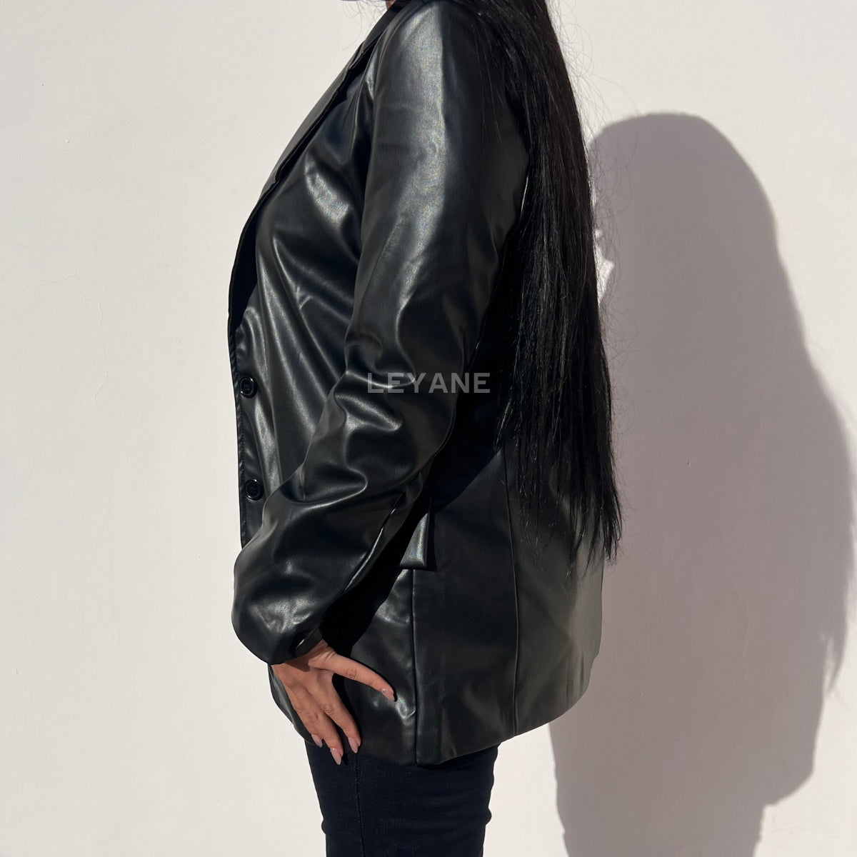 Veste femme, veste femme maroc, veste oversize, veste en ligne pour femme, veste zara, blouson, blouson femme, veste effet daim, bomber femme, veste pour femme maroc, veste bershka femme, veste stradivarus, veste zara femme, veste maroc en ligne, veste en cuir, veste aviateur
