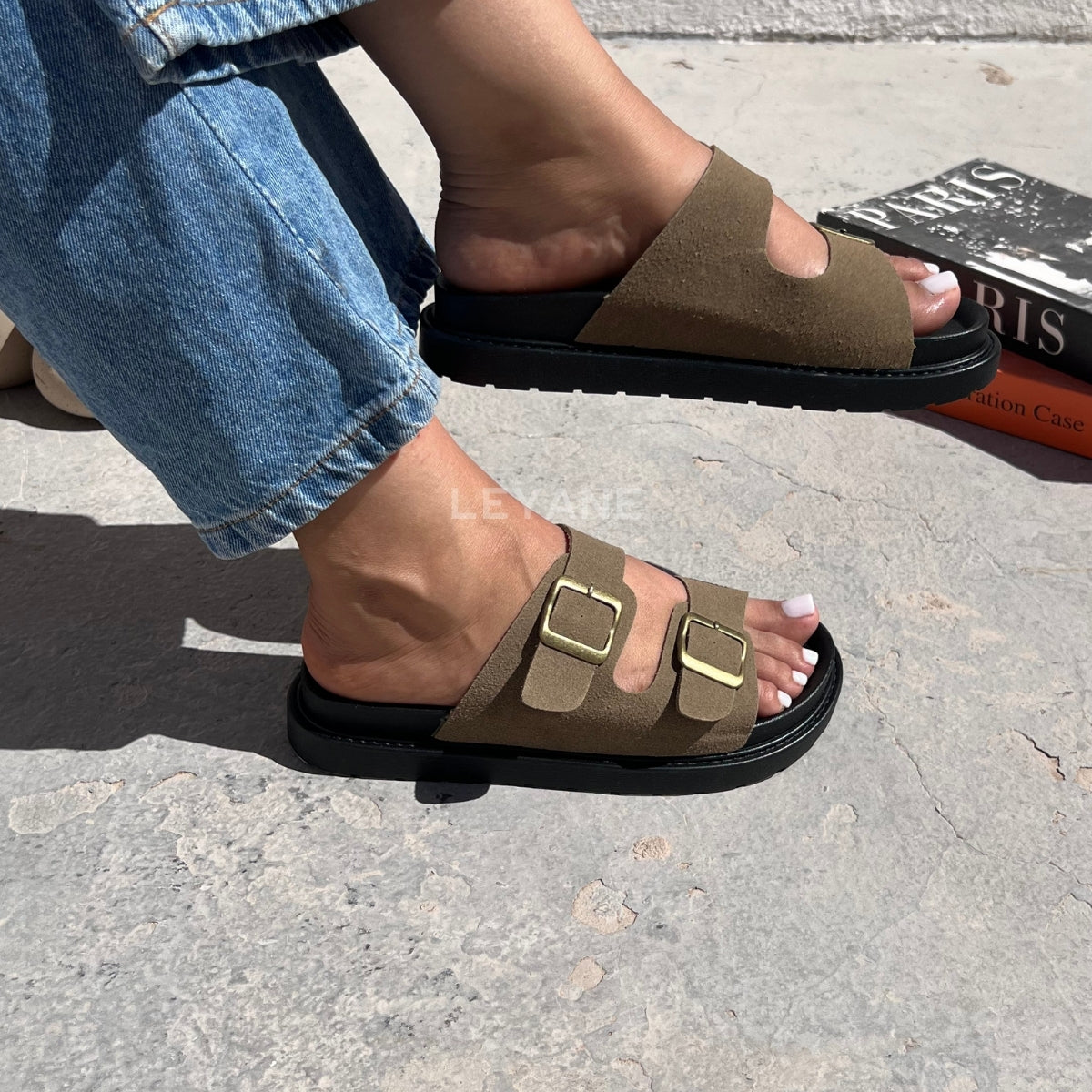 sandale plate, sandale maroc , sandale chunky, chaussures maroc, sandale femme, sandale zara, sandale été, sandals confortables, mules en daim, mules en crochets, mules maroc, mules femmes, mules tendance, sandale et mule, sabots femme