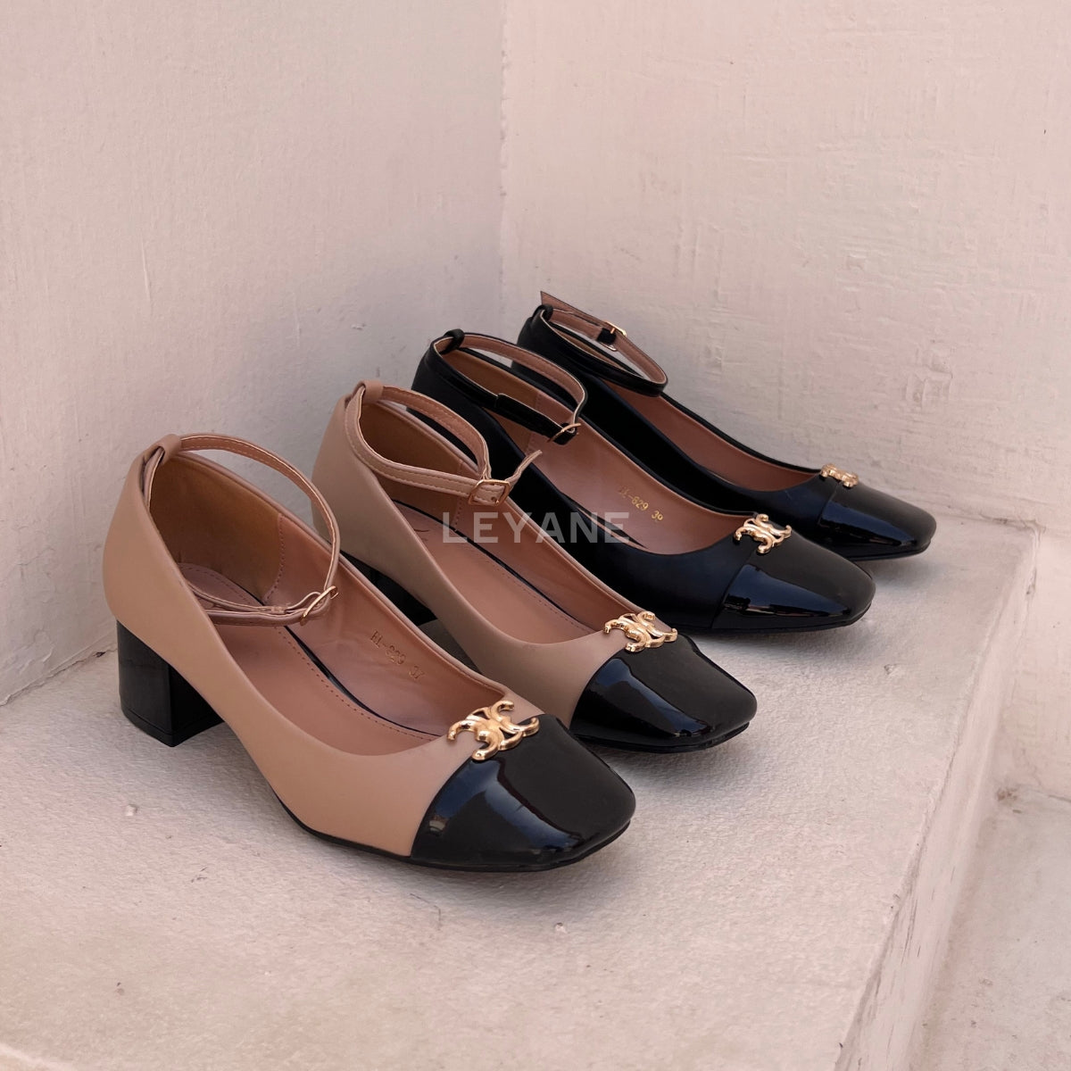 mocassin femme luxe, mocassins maroc, mocassins femme cuir , mocassin lora piana, mocassins casablanca, mocassin pour femme tendance,derbies femme, derbies femme maroc, derbies femme tamaris, derbies femme jonak,ballerine femme , ballerine femme confortable, ballerine tendance, ballerine chanel
