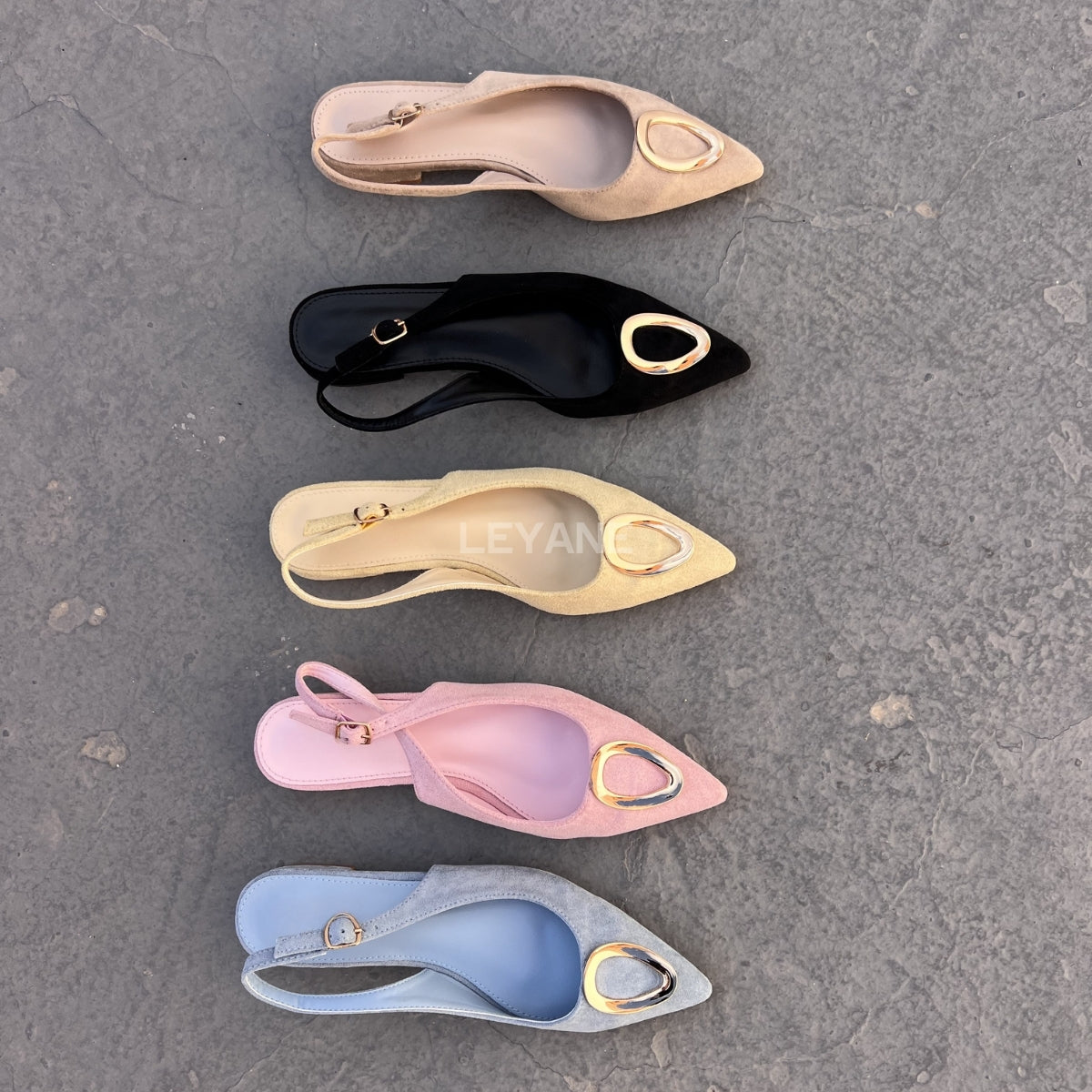 ballerines femmes, ballerines slingback, ballerines femmes maroc, ballerine en ligne, ballerine en daim, ballerine pour femme, ballerine en ligne, ballerines femme, ballerine maroc en ligne, ballerine zara, ballerine stradivarius
