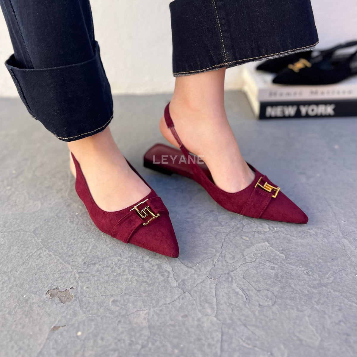 Ballerine noir ; Ballerine avec motif ; Ballerine pour ; Ballerine femme ; Ballerine pour femme ; Ballerine chic ; Ballerine élégante, ballerines bordeaux, ballerine femmes au maroc, mocassin en ligne