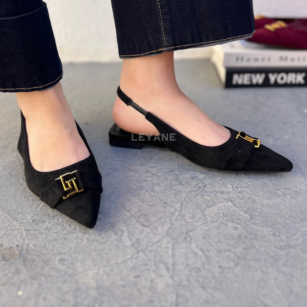 Ballerine noir ; Ballerine avec motif ; Ballerine pour ; Ballerine femme ; Ballerine pour femme ; Ballerine chic ; Ballerine élégante, ballerines bordeaux, ballerine femmes au maroc, mocassin en ligne