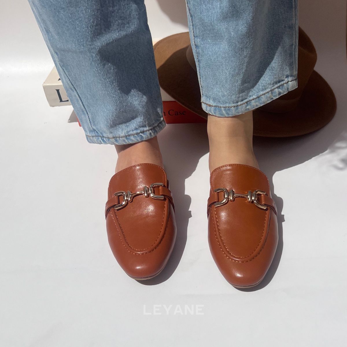 sandales, sandales à talons, chaussures maroc, sandales maroc, chaussures femmes, espadrilles, Ballerines, sandales a plateformes, mocassins, mocassins été, sandales 2024, sandals 2024, été 2024, ballerines, mules