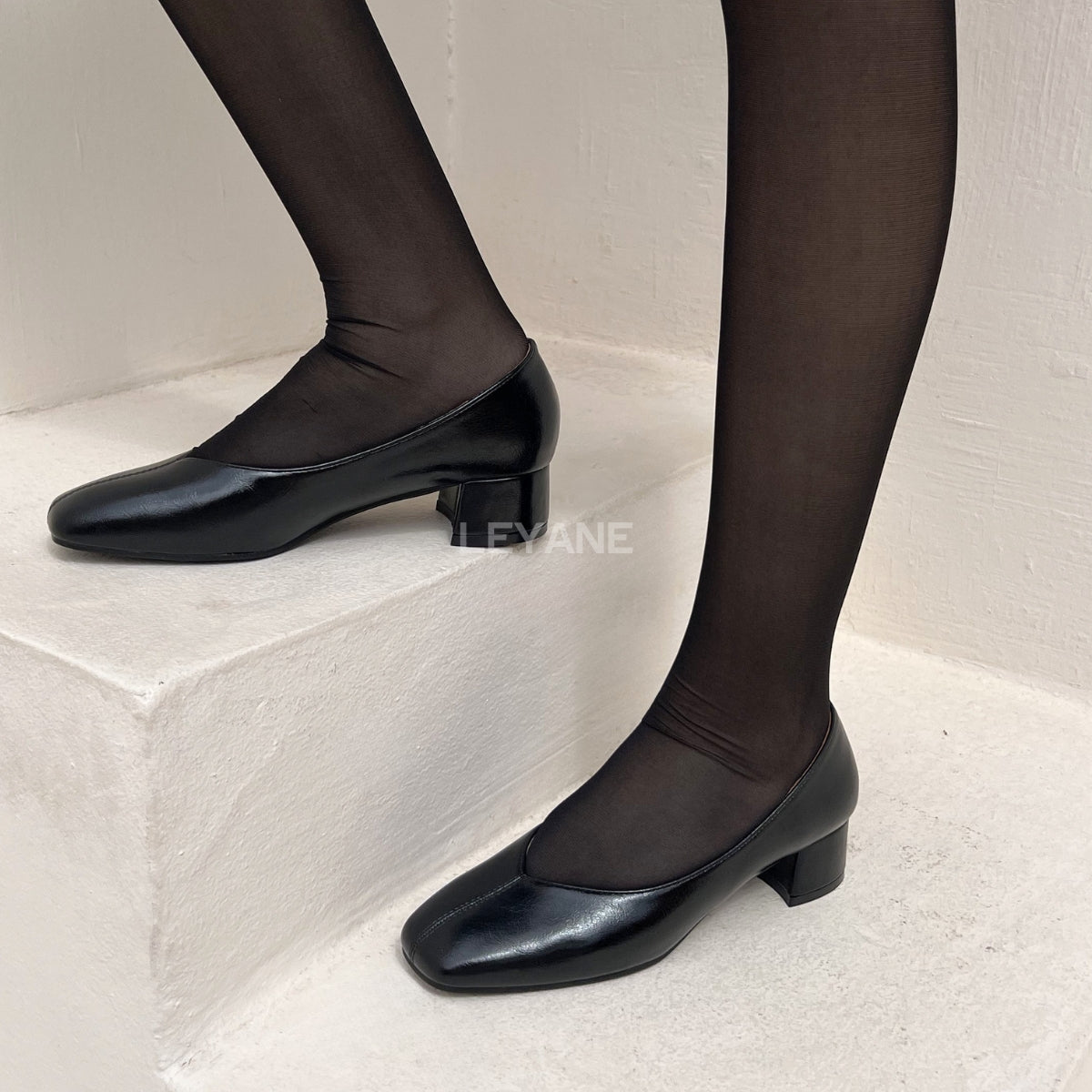 ballerines femmes, ballerines slingback, ballerines femmes maroc, ballerine en ligne, ballerine en daim, ballerine pour femme, ballerine en ligne, ballerines femme, ballerine maroc en ligne, ballerine zara, ballerine stradivarius
