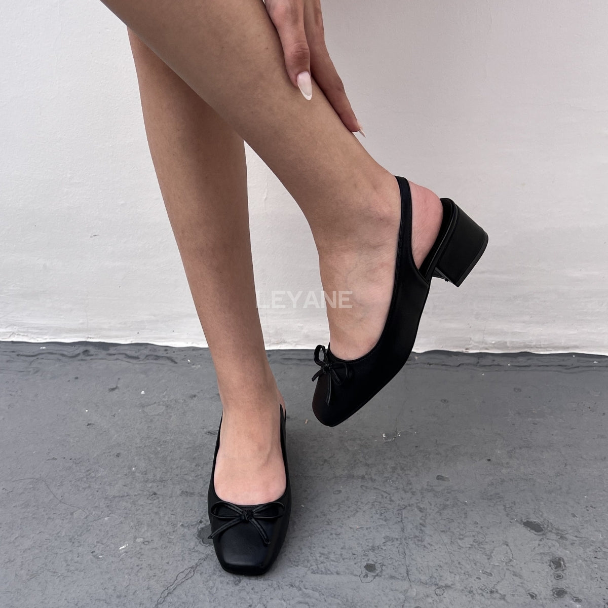 ballerines femmes, ballerines slingback, ballerines femmes maroc, ballerine en ligne, ballerine en daim, ballerine pour femme, ballerine en ligne, ballerines femme, ballerine maroc en ligne, ballerine zara, ballerine stradivarius
