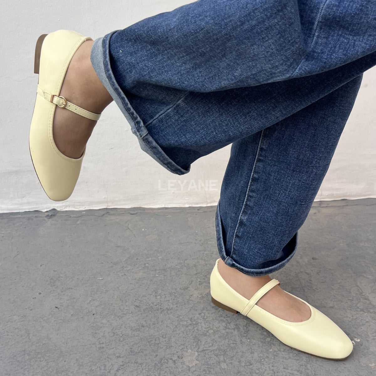 ballerines femmes, ballerines slingback, ballerines femmes maroc, ballerine en ligne, ballerine en daim, ballerine pour femme, ballerine en ligne, ballerines femme, ballerine maroc en ligne, ballerine zara, ballerine stradivarius
