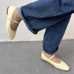 ballerines femmes, ballerines slingback, ballerines femmes maroc, ballerine en ligne, ballerine en daim, ballerine pour femme, ballerine en ligne, ballerines femme, ballerine maroc en ligne, ballerine zara, ballerine stradivarius
