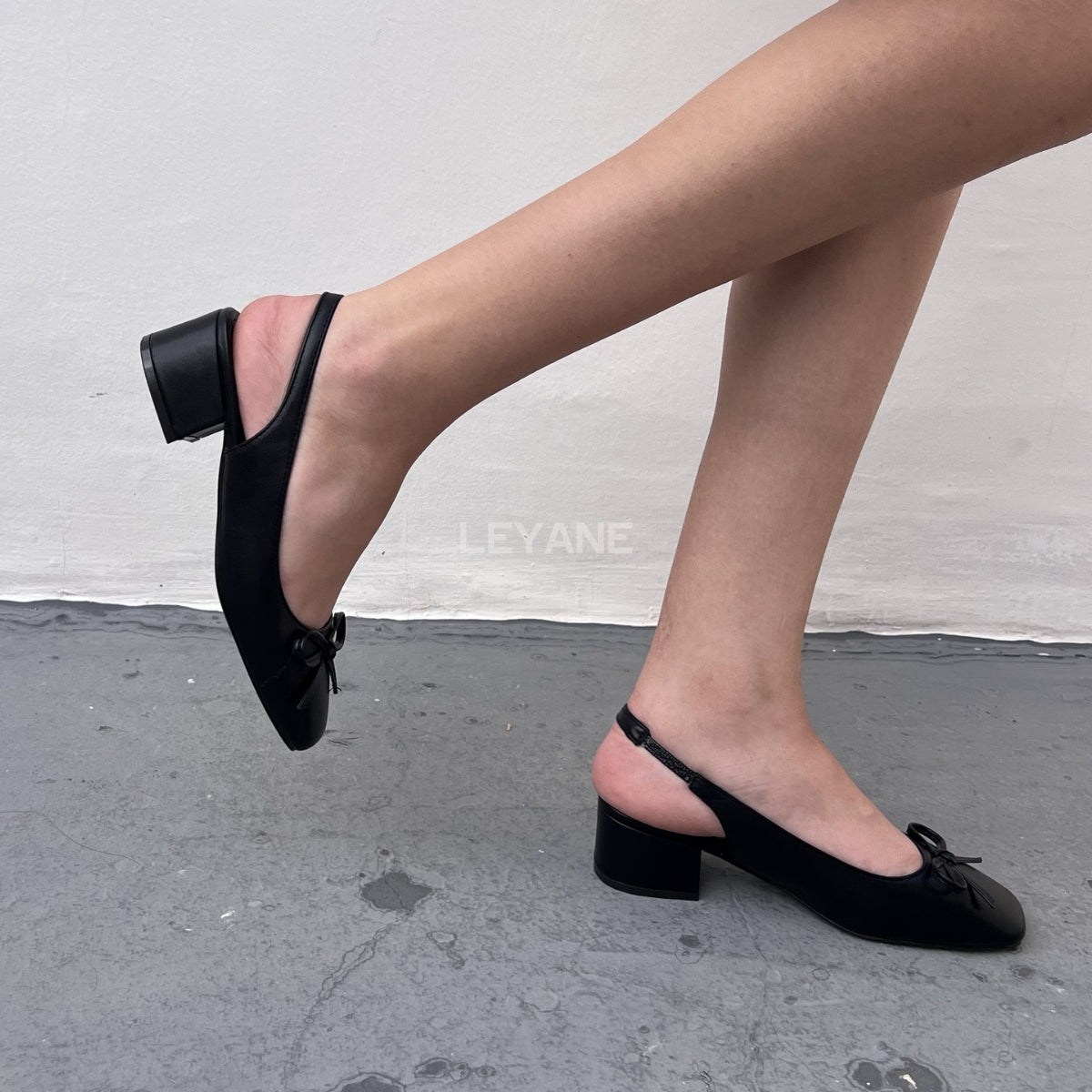 ballerines femmes, ballerines slingback, ballerines femmes maroc, ballerine en ligne, ballerine en daim, ballerine pour femme, ballerine en ligne, ballerines femme, ballerine maroc en ligne, ballerine zara, ballerine stradivarius
