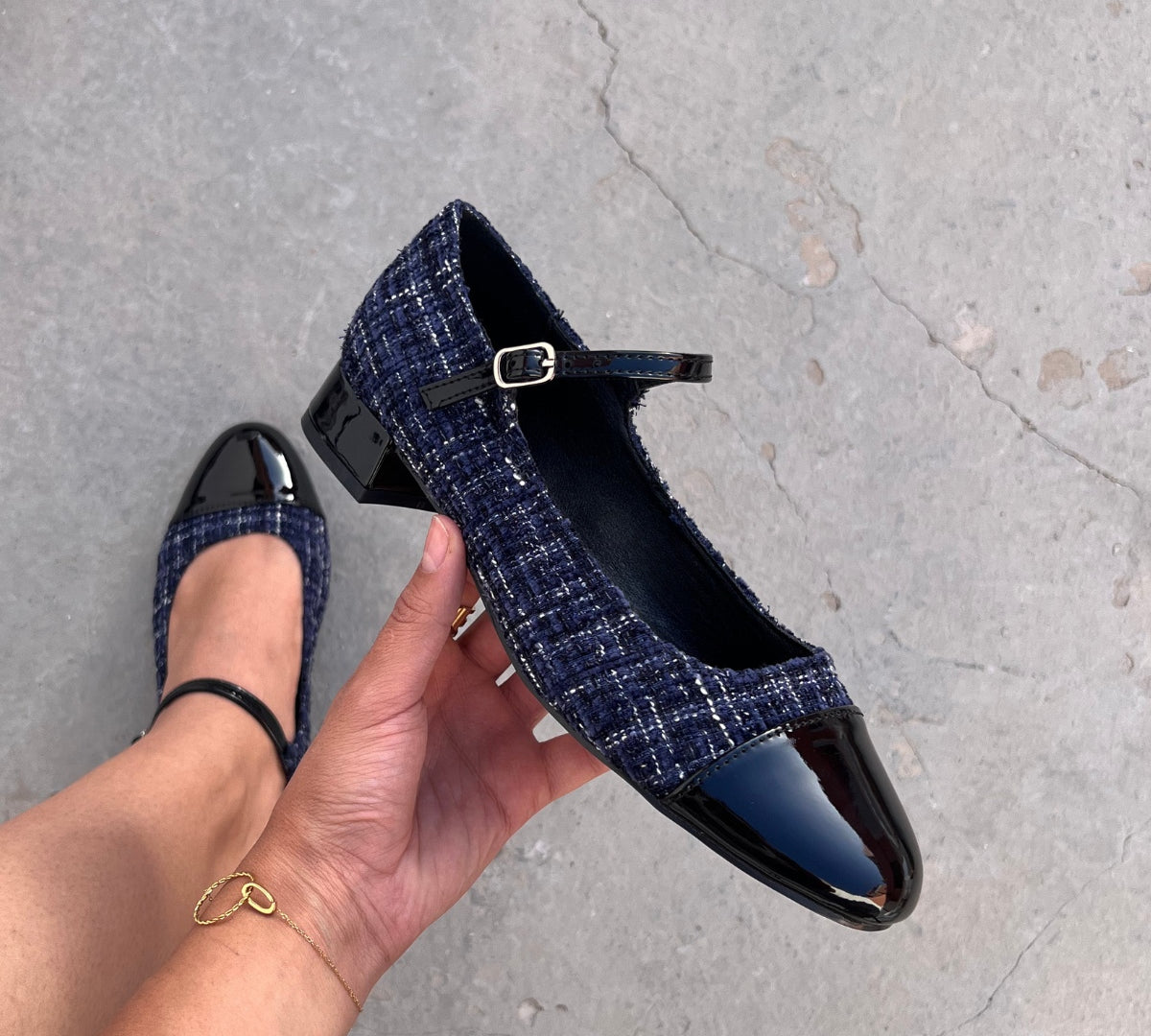 mocassin femme luxe, mocassins maroc, mocassins femme cuir , mocassin lora piana, mocassins casablanca, mocassin pour femme tendance,derbies femme, derbies femme maroc, derbies femme tamaris, derbies femme jonak,ballerine femme , ballerine femme confortable, ballerine tendance, ballerine chanel,
