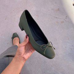 mocassin femme luxe, mocassins maroc, mocassins femme cuir , mocassin lora piana, mocassins casablanca, mocassin pour femme tendance,derbies femme, derbies femme maroc, derbies femme tamaris, derbies femme jonak,ballerine femme , ballerine femme confortable, ballerine tendance, ballerine chanel,
